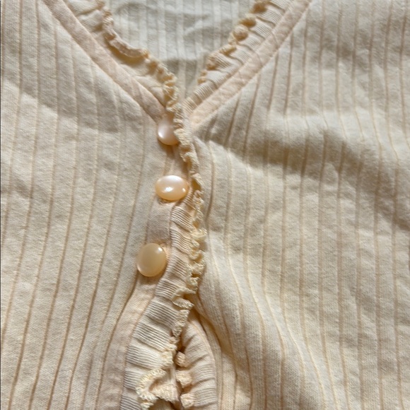 Women's Cream Button-Up Ribbed Top - Picture 3 of 4
